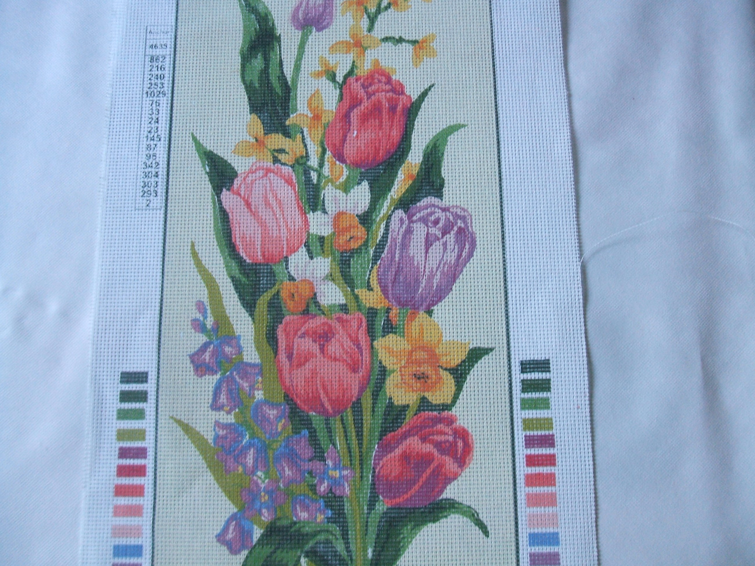 Předtisk na vyšívání-tulipány